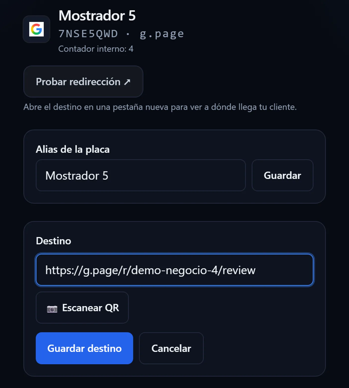Panel de LinkHub: la ficha de una placa con el destino en edición, un campo con la dirección de la página de reseñas de Google y el botón de guardar.